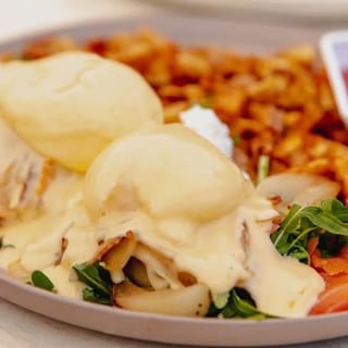 Smoked Salmon Benedict